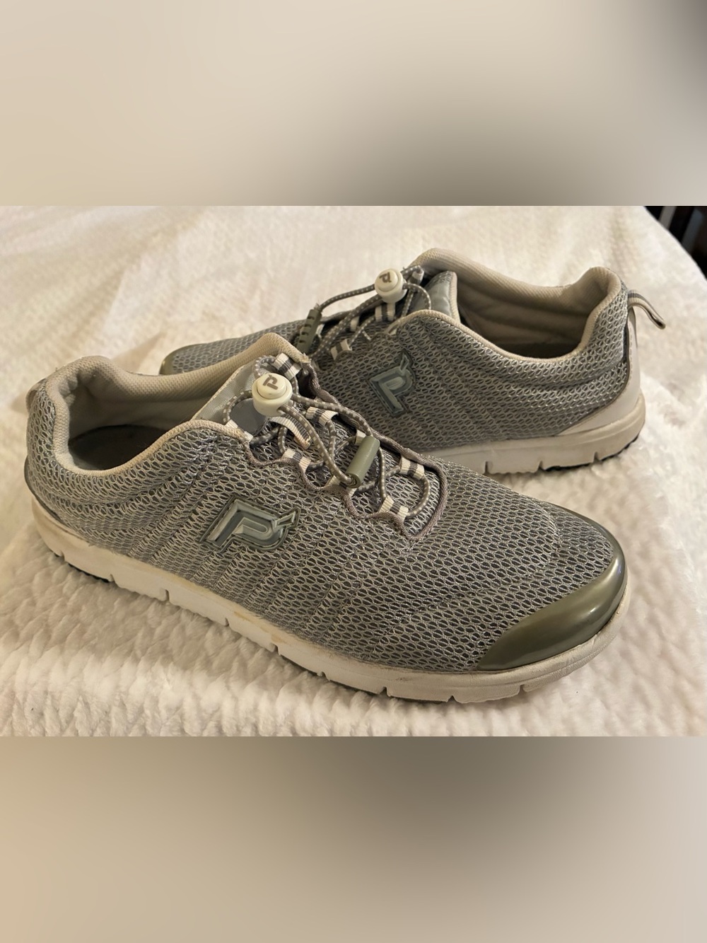 Propet Women’s Travel Walker II Silver Gray Mesh Athletic Sneakers Toggle 9
